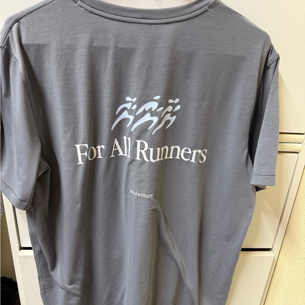 Lululemon Jersey tee - Picture 3 of 5